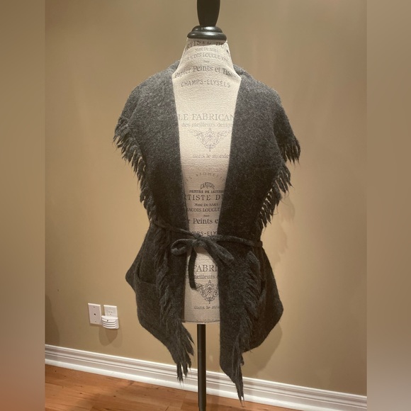 Aritzia Wilfred Free Vest Fei Fei Alpaca Wool Knit Open Fringe Heathered Gray M - Picture 6 of 11